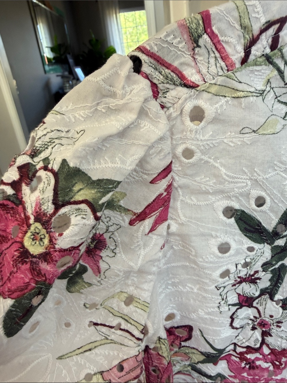 Chicos White Eyelet Floral Button-Up Cotton Top 6 - Picture 10 of 10